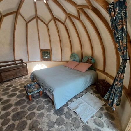 Sarl Verrerie Royale Val-Couesnon المظهر الخارجي الصورة