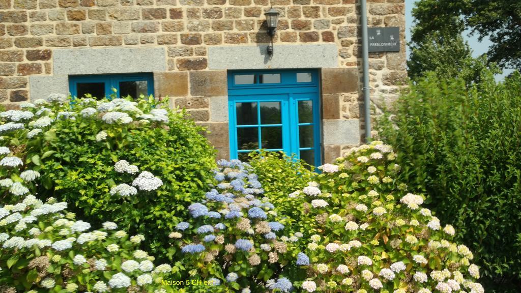 Sarl Verrerie Royale Val-Couesnon المظهر الخارجي الصورة